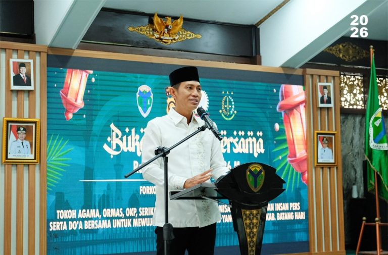 Bupati Fadhil Arief Buka Puasa Bersama Forkopimda dan Elemen Masyarakat